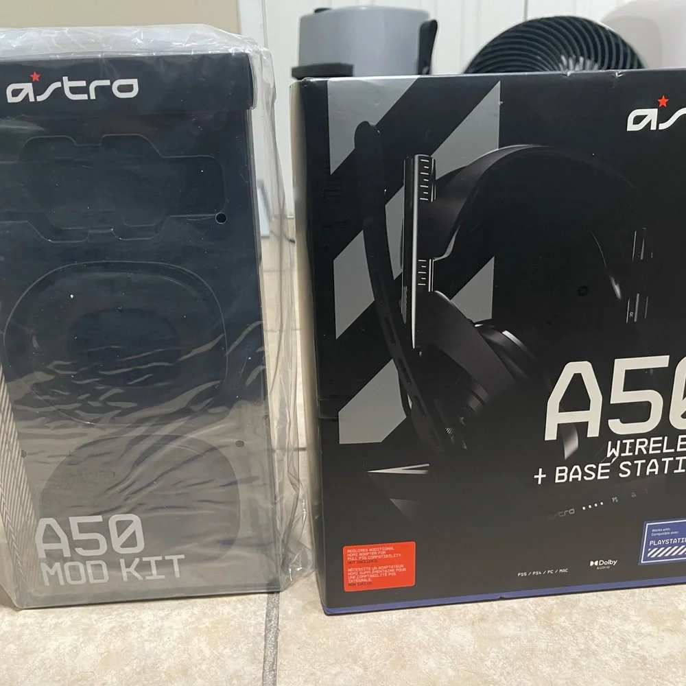 ASTRO Gaming A50 Wireless Headset + Base Station Gen 4 - Compatible With PS5